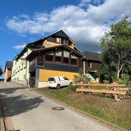 Ruhige Ferienwohnung Dreihansen Lossnitz Exterior foto