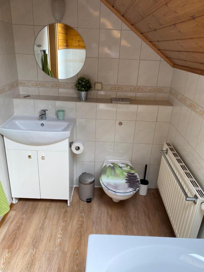 Ruhige Ferienwohnung Dreihansen Lossnitz Exterior foto
